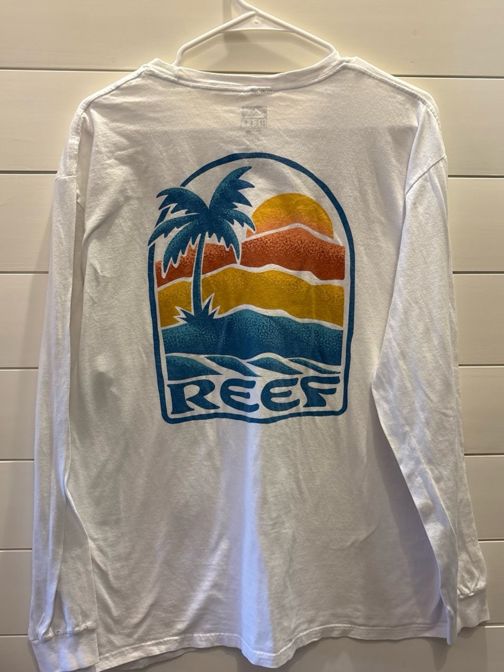 Reef White Long Sleeve Tee with Blue Palm and Sunset Graphic